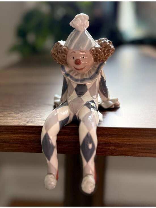 Lladro Other - Vintage Lladro Porcelain Harlequin Figurine Blue & White Sitting Clown 5730 With